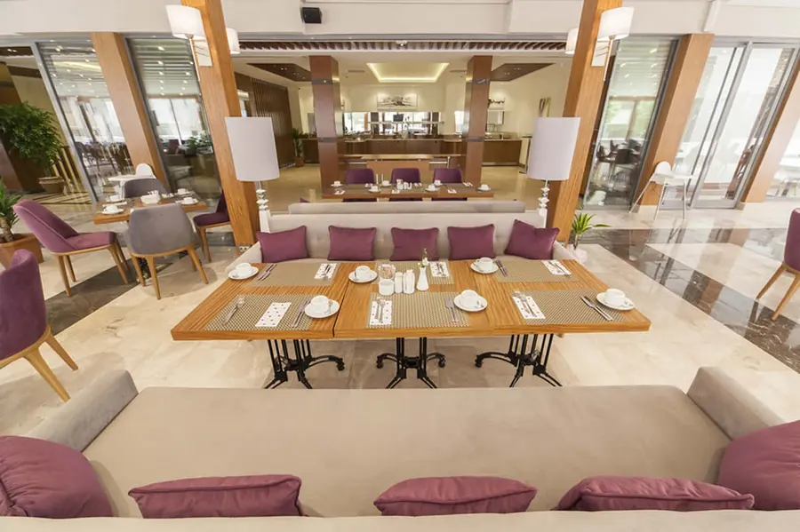 Larimar Terrace Restaurant