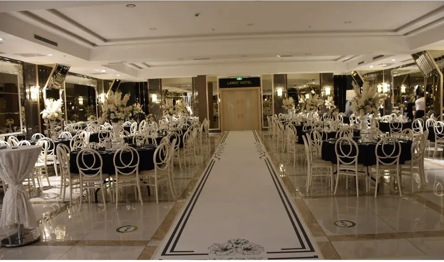 Tables along the bridal aisle